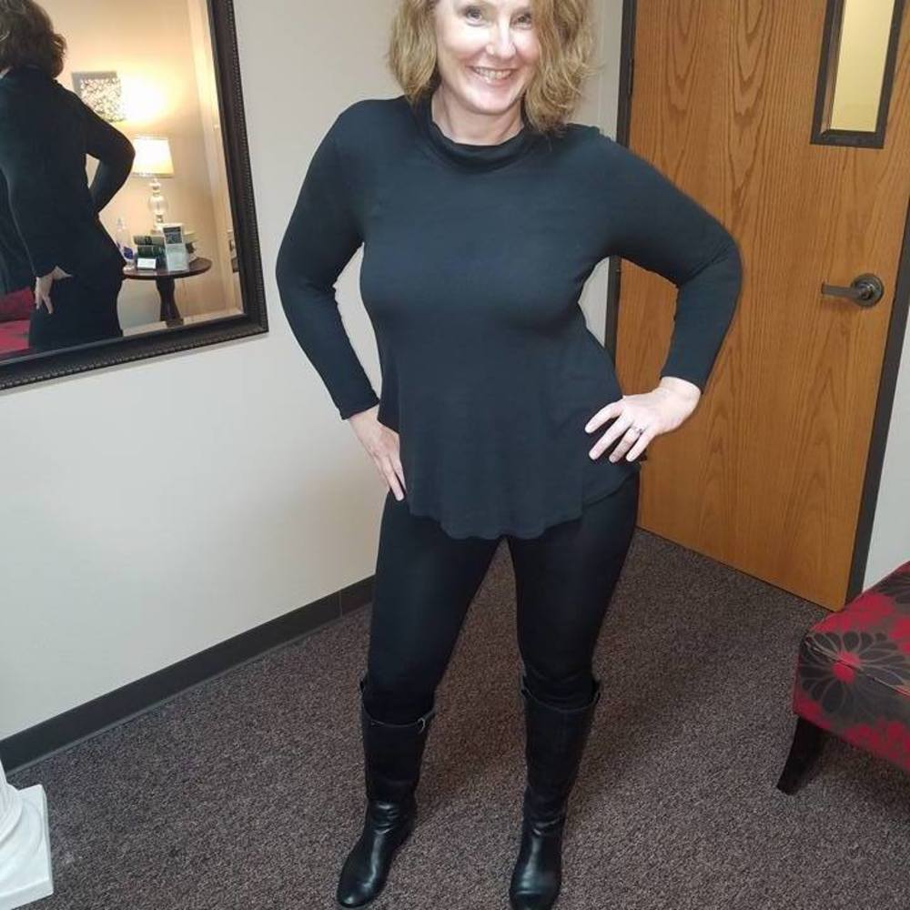 Meet your Posher, Marnie